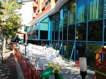 Mediterraneo Hotel 3*